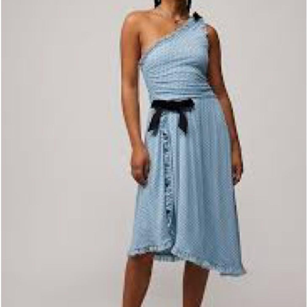 Kimchi Blue One-Shoulder Dress